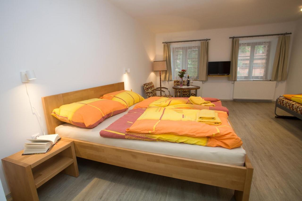Apartmany Zak Frymburk Exterior foto